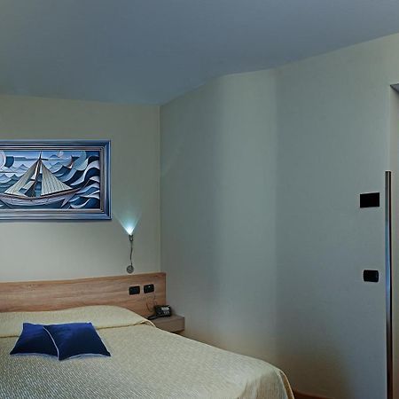 Hotel Savoia Линьяно-Саббьядоро Экстерьер фото